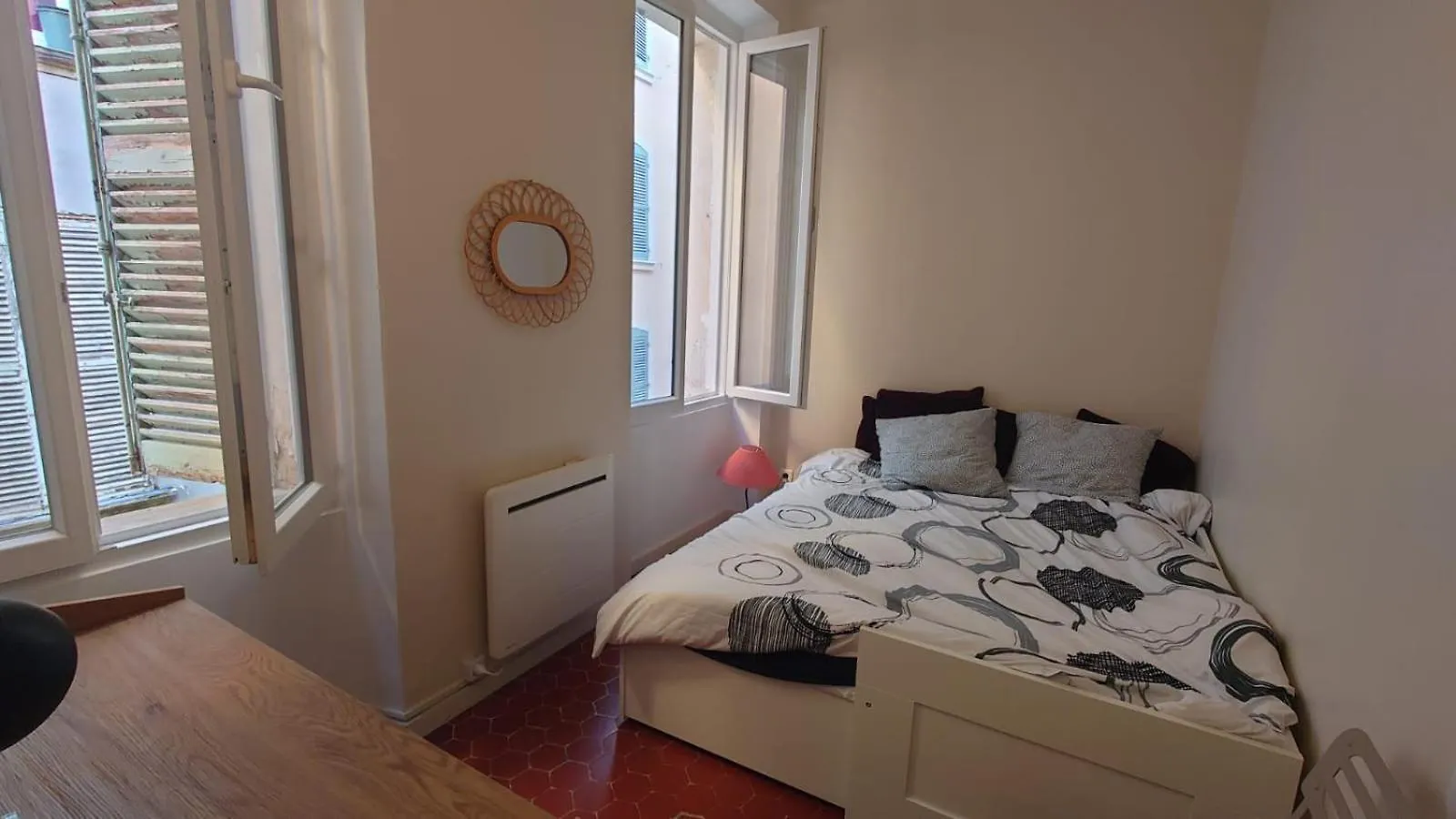 Apartment Appartement De Charme - Wifi - Centre Historique Toulon